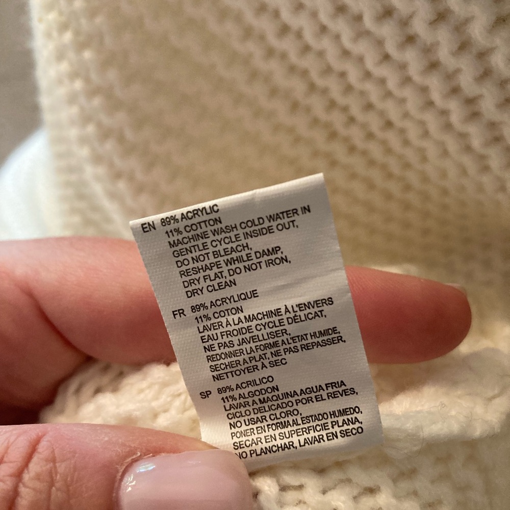 Cream Sweater - Picture 4 of 4